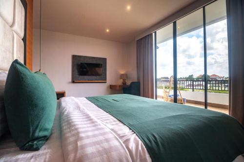 Deluxe Superior with Garden View image 1