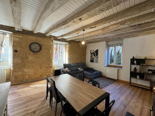 L'échappée Sarladaise - Gîte avec jardin L'échappée Sarladaise - Gîte avec jardin