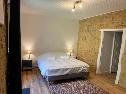 L'échappée Sarladaise - Gîte avec jardin L'échappée Sarladaise - Gîte avec jardin