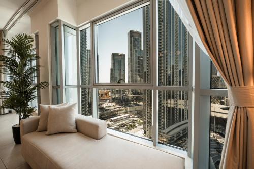 True Center of Downtown Dubai - image 8