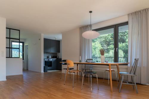 廚房, House with a View - Modernes Ferienhaus in der Eifel in 安特魏萊爾