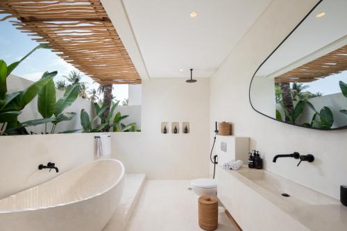 620140945 Tias Villas