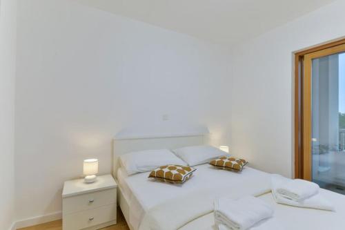 Villa with roof terrace 50 meters from the beach- by TA Leut Agency, Zaton (foto 5)