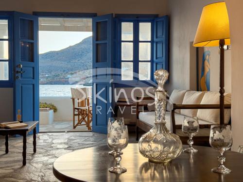 Traditional Seafront Family House in Alopronia (Sikinos)