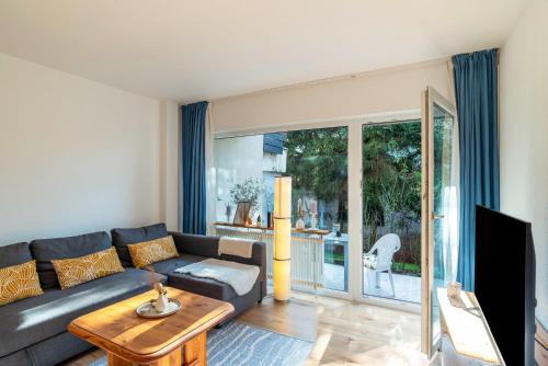 Superior One-Bedroom Apartment