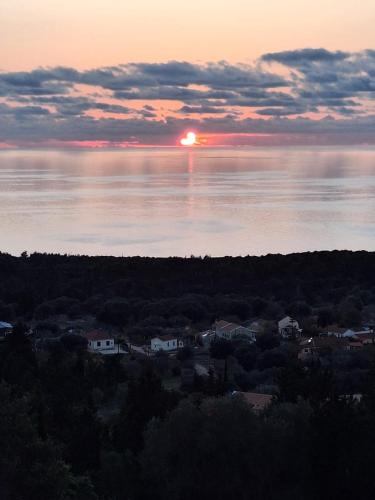 Belle View Hotel - Sea View & Sunset Hotel de charme Myrtos Beach