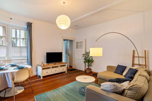 Superior One-Bedroom Apartment