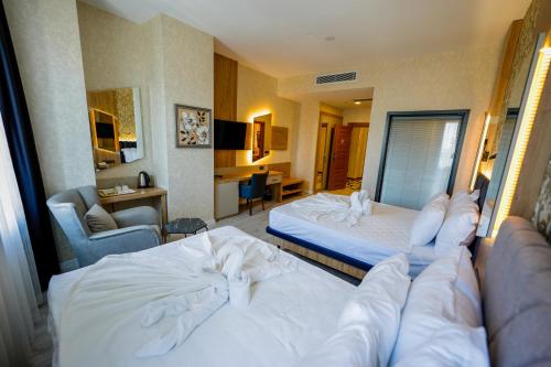 Isnova Hotel Room Type - Superior Room