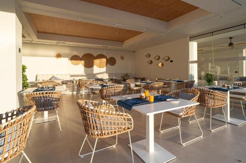 Restaurant, Royal Marina Suites Boutique Hotel - Adults Only in Costa Calero