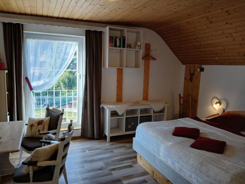 Studio Holunder Weissbriach Studio Holunder Weissbriach