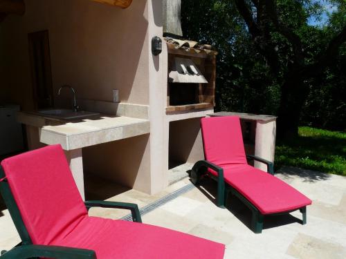 Mas Provençal avec une Belle Piscine Privée située en campagne de Venelles vue sur la Sainte Victoire proche d'Aix en Provence 10 personnes LS7-257 AMBICIOUN - image 13
