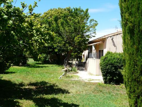 Mas Provençal avec une Belle Piscine Privée située en campagne de Venelles vue sur la Sainte Victoire proche d'Aix en Provence 10 personnes LS7-257 AMBICIOUN - image 12