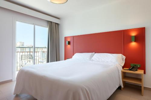 The Red Hotel - Adults Only - image 9