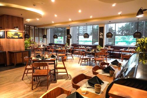 Restaurant, Kimaya Slipi Jakarta by Harris in Slipi