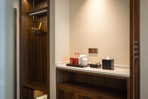 鸿胪花园酒店 入住赠送百威啤酒2瓶 鸿胪花园酒店 入住赠送百威啤酒2瓶