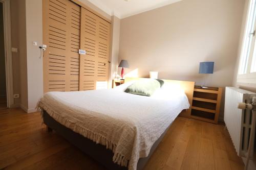 Beautiful vacation rental with private pool in the heart of the city of Avignon, sleeps 8. Beautiful vacation rental with private pool in the heart of the city of Avignon, sleeps 8.