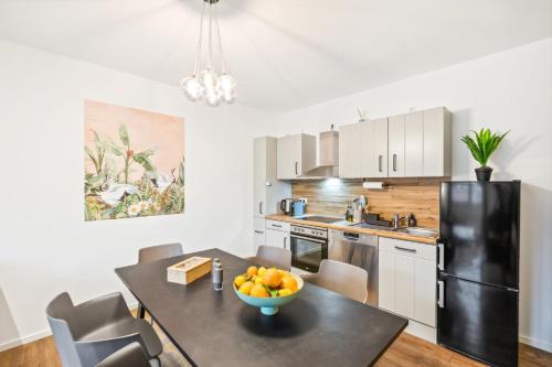 Apartment Kranich mit 3 Zimmern, top Infrastrukturlage HH Langenhorn, nähe Airport, Boxspringbetten und Arbeitsplätzen mit Glasfaser WLAN, Hamburgo (foto 3)