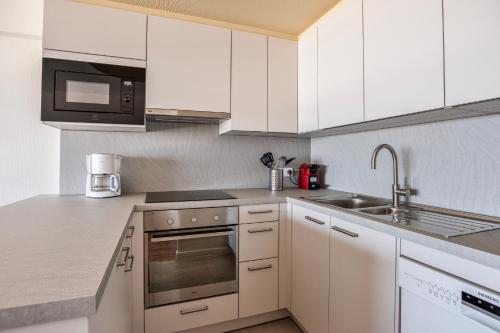 Two-Bedroom Apartment image 8