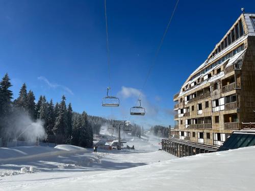 กีฬาและกิจกรรมสันทนาการ, XL apartments, Residence Hill, Kopaonik in โคเปานิก