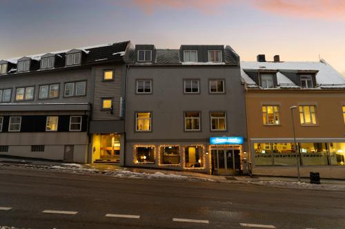 Unterkunft von außen, Skansen Hotel in Tromsø