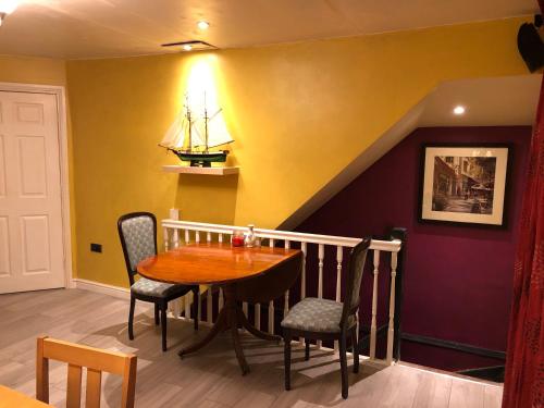 Faciliteter, BFamily-Jacks Court in Stalybridge