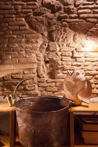 Trevi Art Suite - image 9