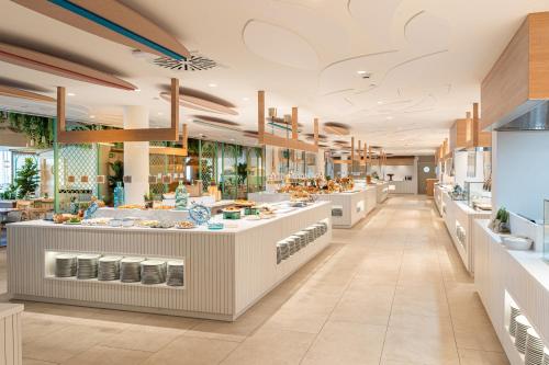 餐廳, Iberostar Waves Gaviotas Park -All Inclusive in 普拉亞德建尼亞