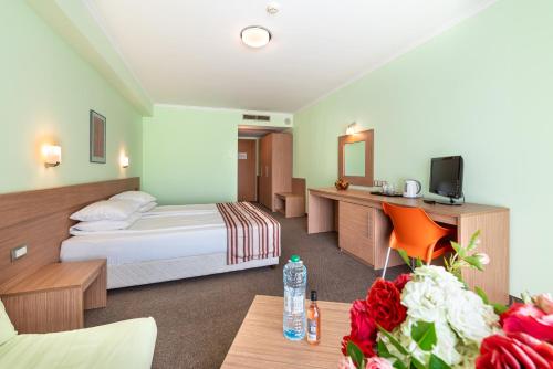 Jeravi Beach Hotel - All Inclusive