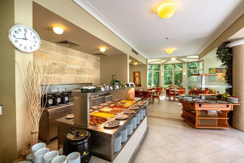 Jeravi Beach Hotel - All Inclusive