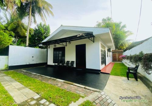 Seaclusion Villa - image 2