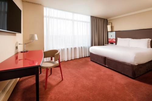1 queen bed