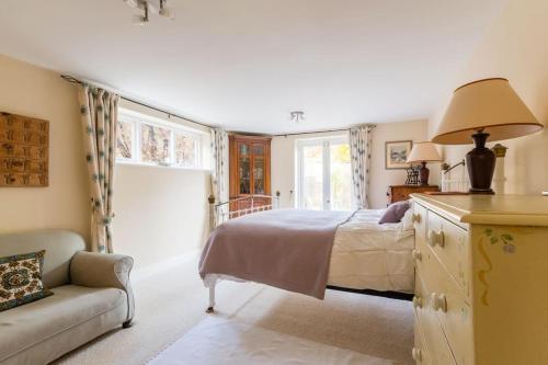 The Chairman's Retreat in The Cotswolds - Space To Relax in the Countryside in Painswick
