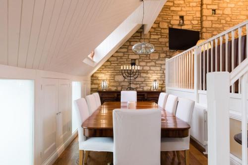 The Chairman's Retreat in The Cotswolds - Space To Relax in the Countryside in Painswick