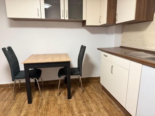 Gemütliche 2 Zimmer Wohnung Gemütliche 2 Zimmer Wohnung