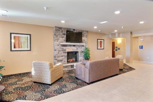 Cobblestone Hotel - McCook - 로비