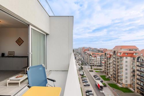 One-Bedroom Apartment image 3