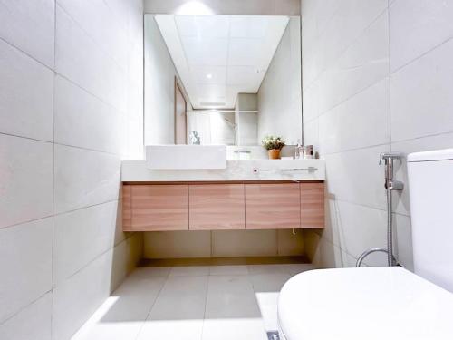 Luxury Living in Azizi Riviera & Cozy Balcony, Дубай (фото 9)