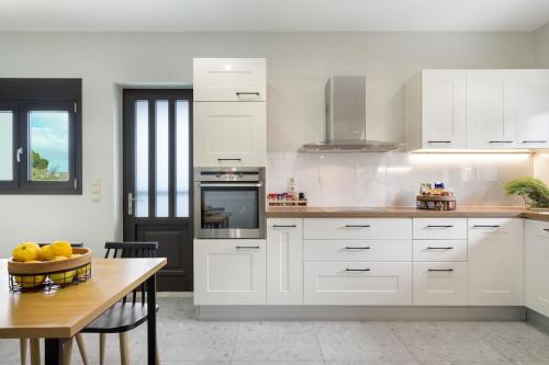 Villa Ampelaki - Premium Villa with heated pool