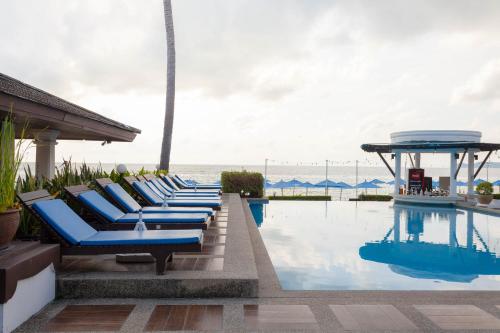 مسبح, منتجع ألز (Al's Resort) in شاوينج