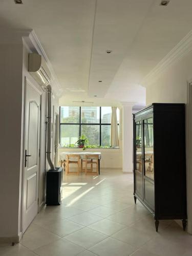 Vue panoramique Logement spacieux au centre d'Oran in Hai El Moudjahiddine