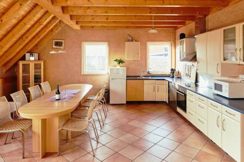 Ferienwohnung Lisa 95qm, angenehm ruhig in 哈斯洛赫