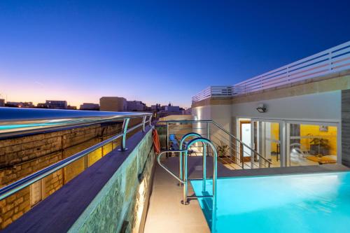 ทัศนียภาพ, C4 Retreats by Georges Boutique Living in โกโซ