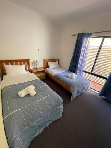 Spacious 6-BR & 3 baths House in Prime Location, Sandy Bay (fotografie 9)