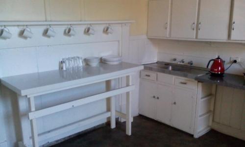 ห้องครัว, Happy Wanderer Motel Bendigo CHILDREN NOT PERMITTED over 18s only in เบนดิโก้