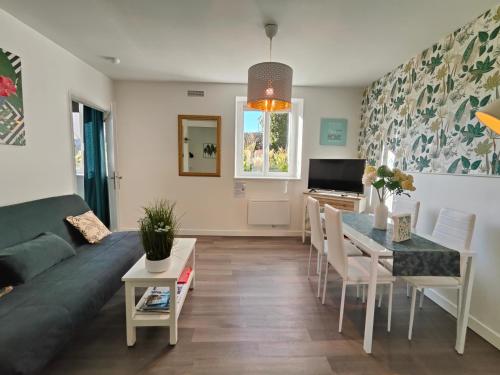 Calm and Cosy in La Buzardiere