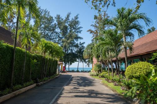 Entrance, Aonang Princeville Villa Resort & Spa - GHA WellHotel - Halal Certified in Krabi