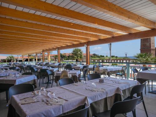 restavracija, Le Tonnare di Stintino - Beach Resort in Stintino