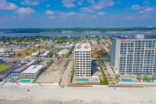 Beach Dreamer in Daytona Beach Shores, USA