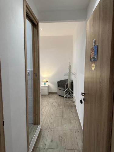 Ferry Terminal Rooms