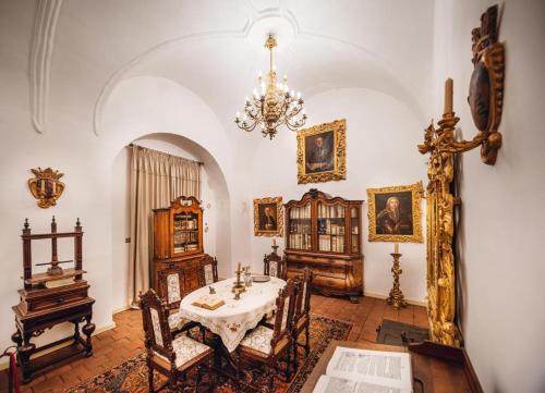 Zámek Rychvald - The Old Yard Rychvald (Zamek Rychvald - The Old Yard Rychvald) in สเลซสกา ออสตราวา